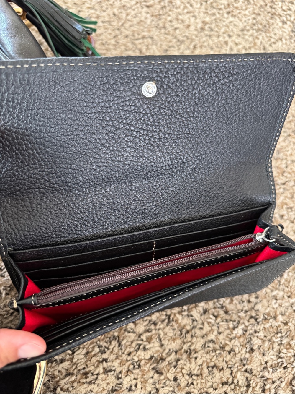 Dooney & Bourke - Picture 3 of 9